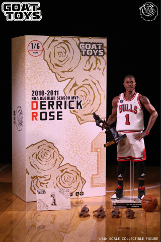 Derrick Rose (MVP suit)