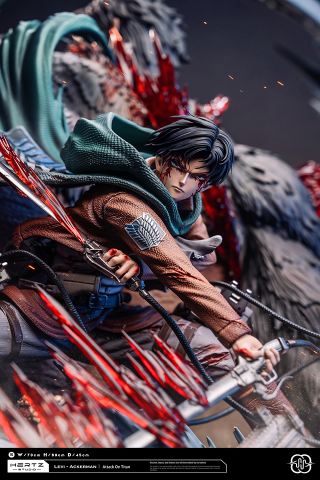 ﻿Levi·Ackerman vs Beast titan – Attack on Titan