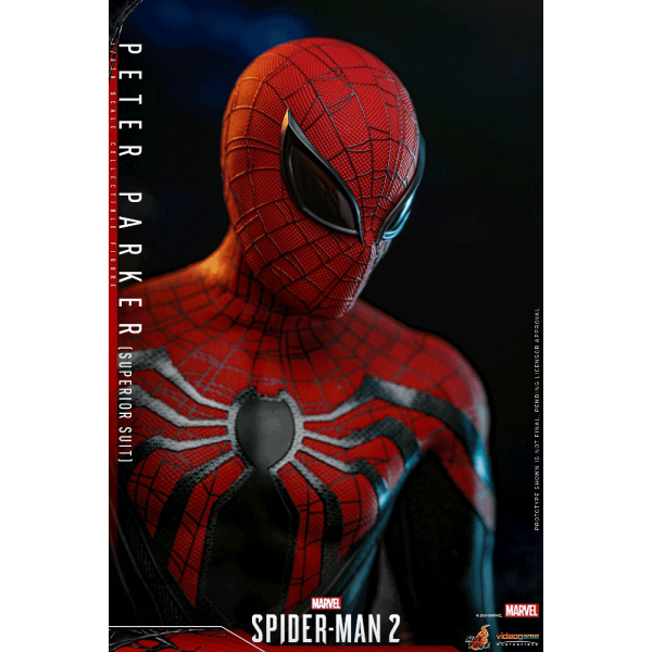 Hot Toys VGM61 1/6 Scale PETER PARKER (SUPERIOR SUIT)