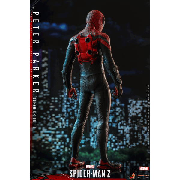 Hot Toys VGM61 1/6 Scale PETER PARKER (SUPERIOR SUIT)