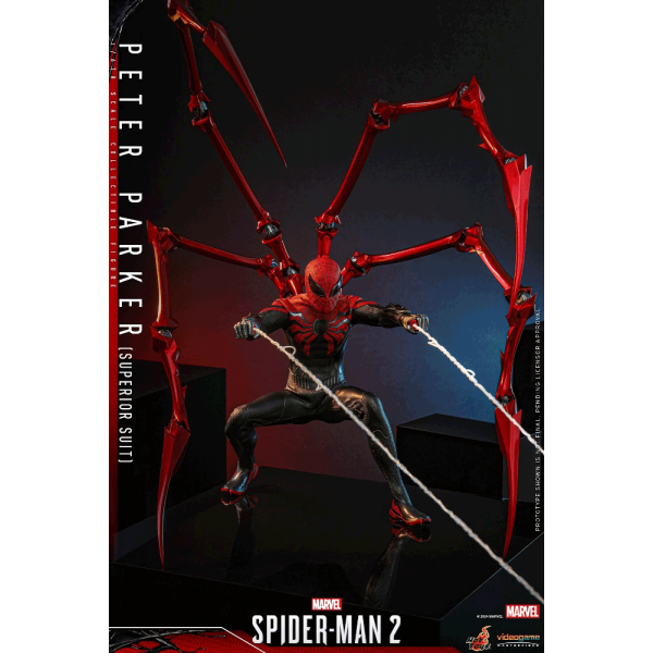 Hot Toys VGM61 1/6 Scale PETER PARKER (SUPERIOR SUIT)