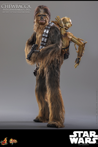 Hot Toys MMS766 1/6 Scale CHEWBACCA™ WITH DISASSEMBLED C-3PO™