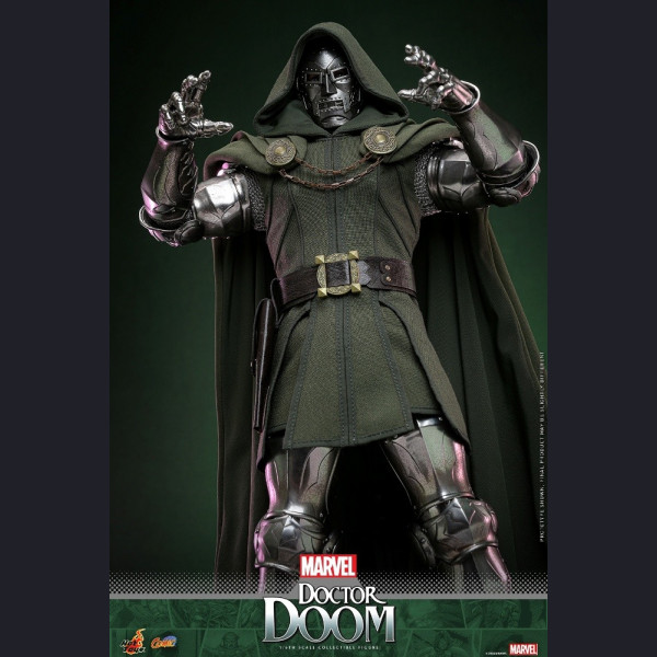 HOT TOYS CMS022 1/6 Doctor Doom