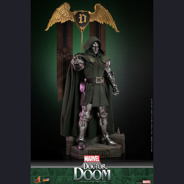 HOT TOYS CMS022 1/6 Doctor Doom